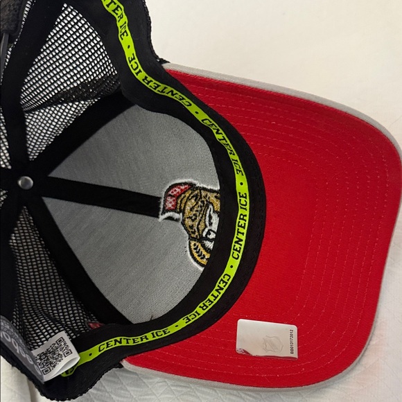 Ottawa Senators Reebok NHL Center Ice Trucker Hat Snapback Vintage w Hologram - Picture 5 of 7
